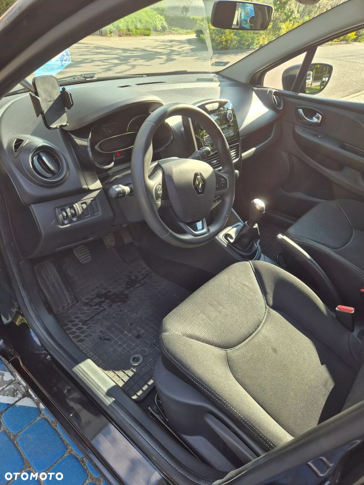 Renault Clio 1.2 16V Life - 12