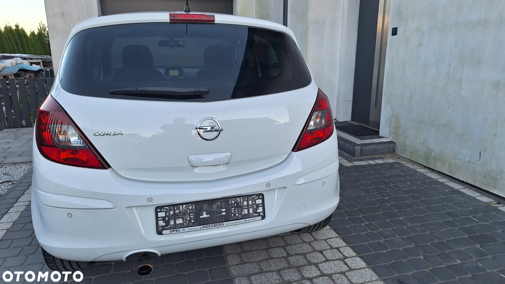 Opel Corsa 1.4 16V Sport - 13