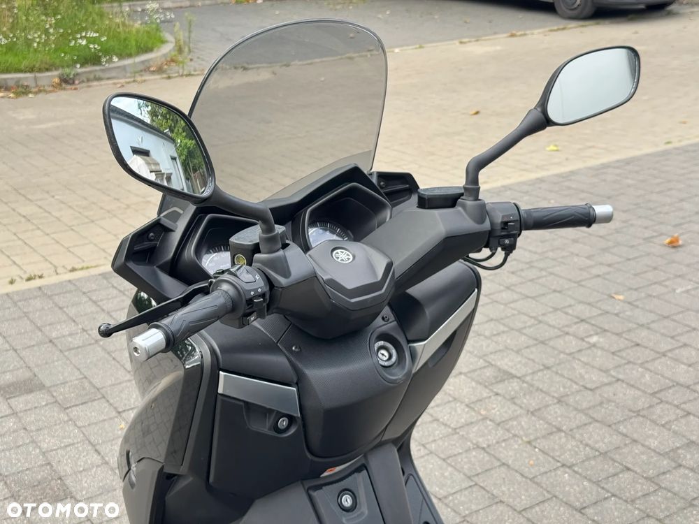 Yamaha X-max - 9
