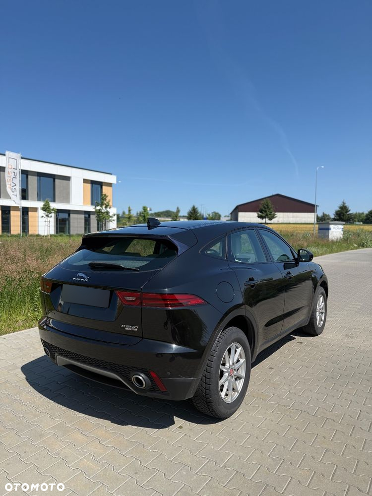 Jaguar E-Pace - 2