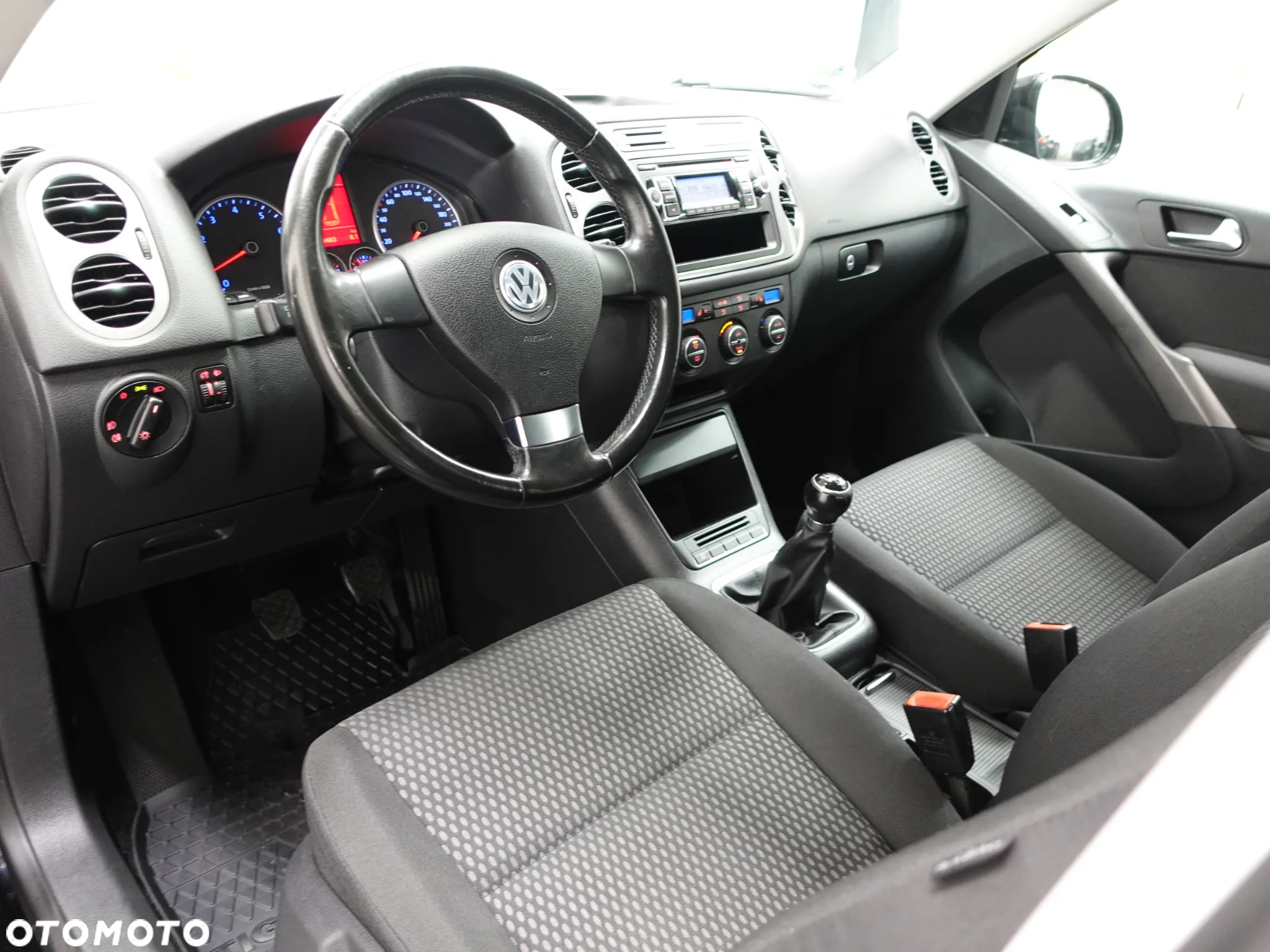 Volkswagen Tiguan 1.4 TSI 4Motion Trend & Fun - 21