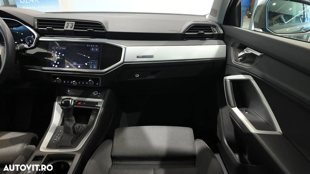 Audi Q3 45 TFSIe S tronic - 18