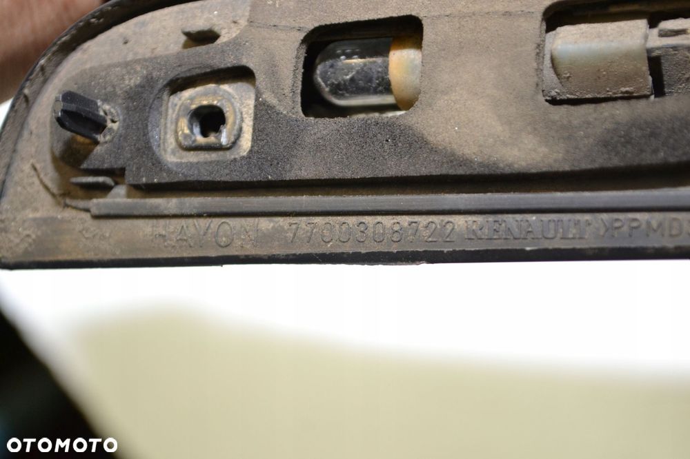 RENAULT KANGOO I OŚWIETLENIE TABLICY REJESTRACYJNEJ 7700308722 - 6