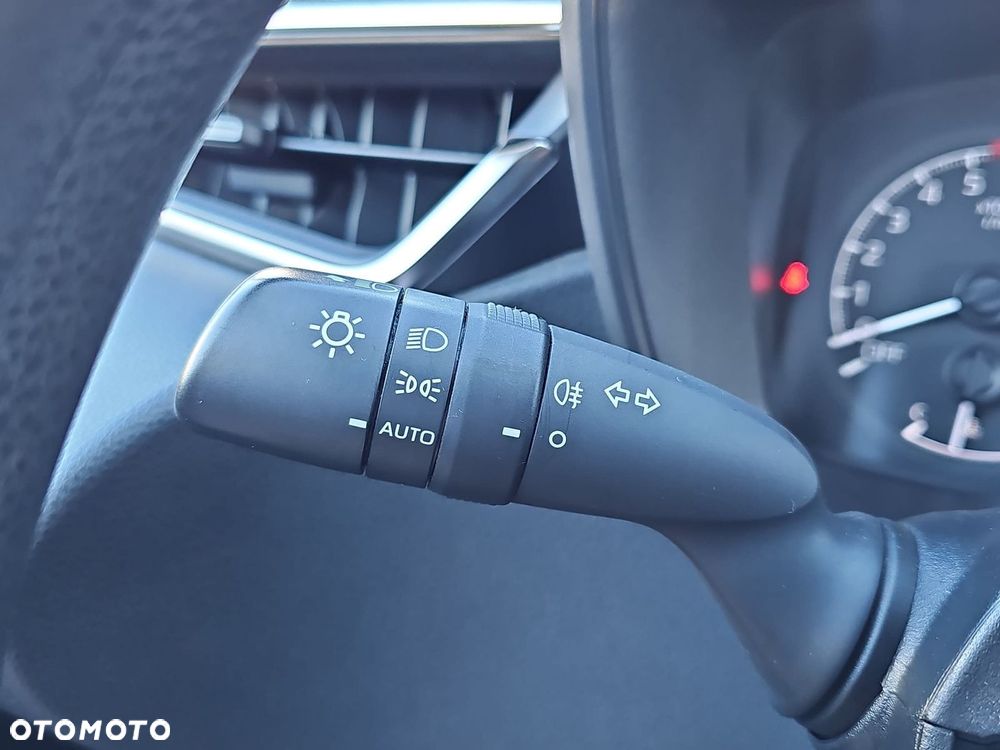 Toyota Corolla 1.8 Hybrid Active - 13