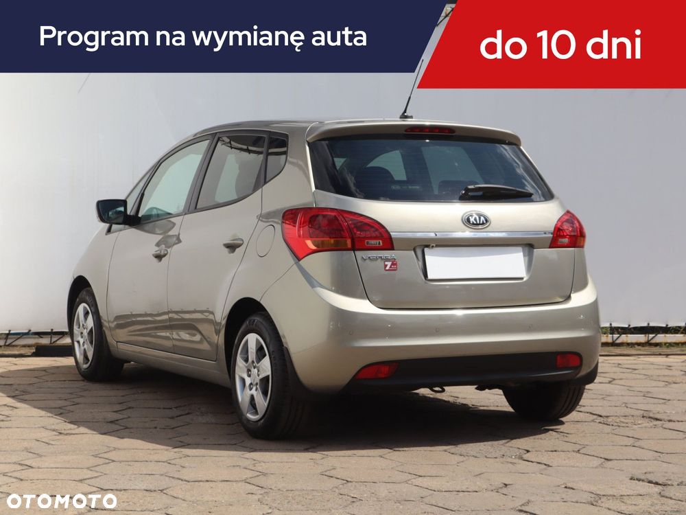 Kia Venga - 6