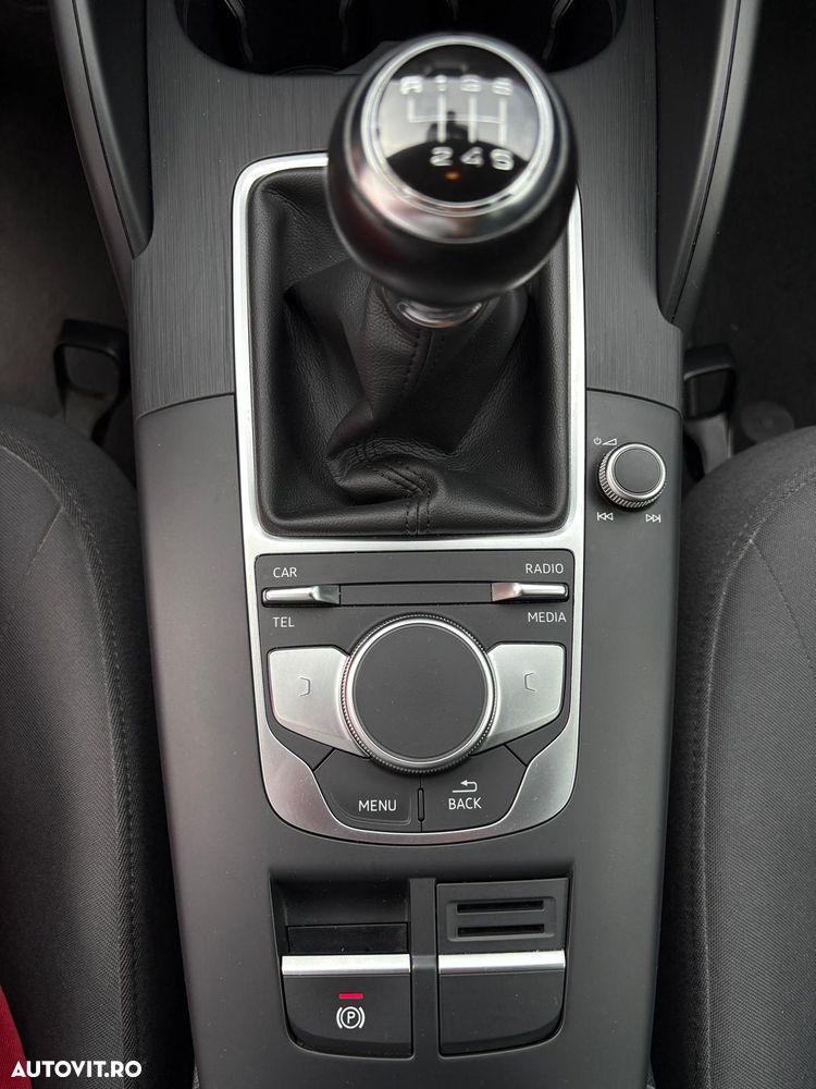 Audi A3 Sportback 1.0 30 TFSI Design - 10