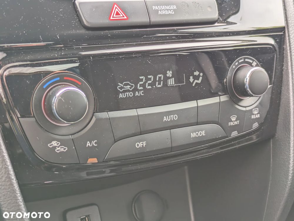 Suzuki Vitara 1.4 Boosterjet mHEV Premium Plus 2WD - 14