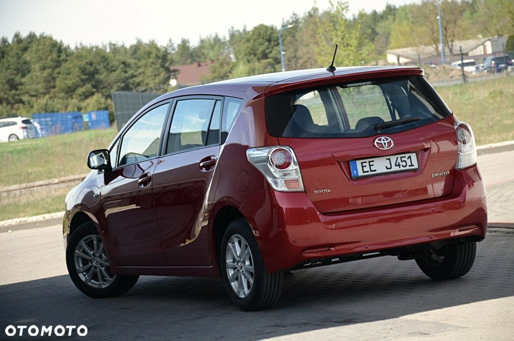 Toyota Verso - 9