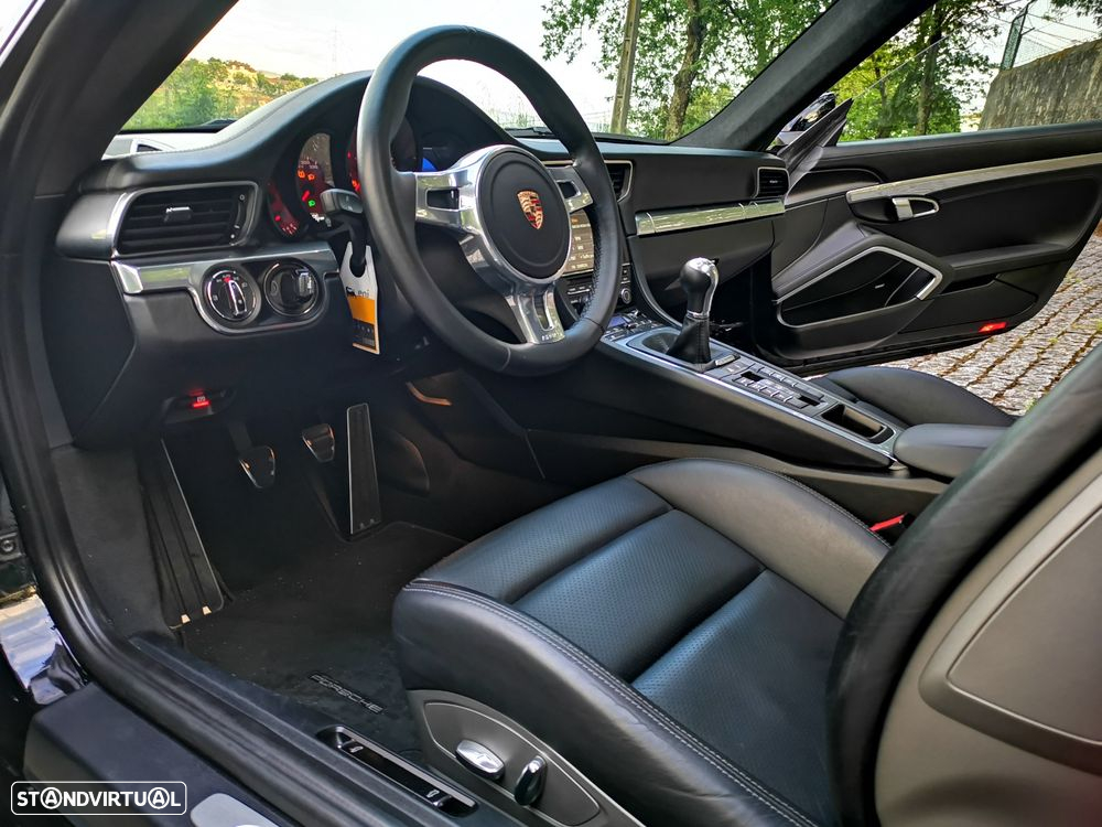 Porsche 911 Série F ver-1-3-tce-limited - 17
