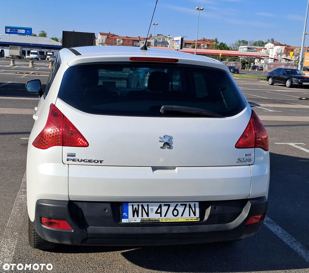 Peugeot 3008 e-HDi 115 ETG6 Stop&Start Business-Line - 4