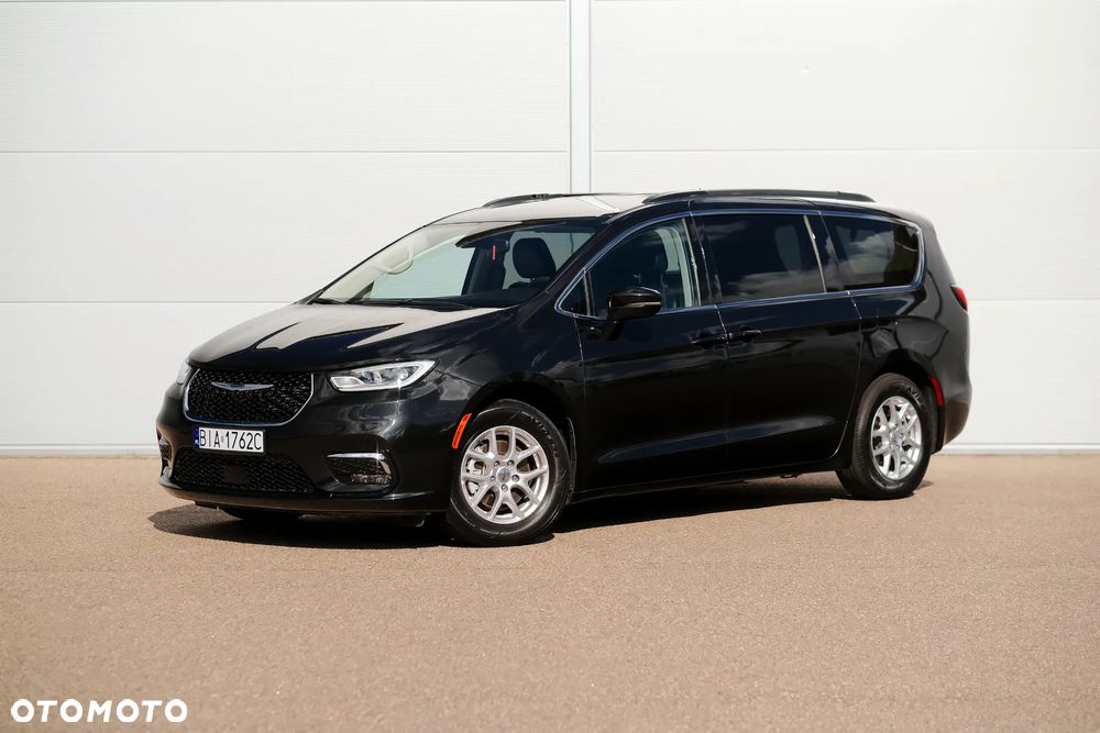Chrysler Pacifica - 3