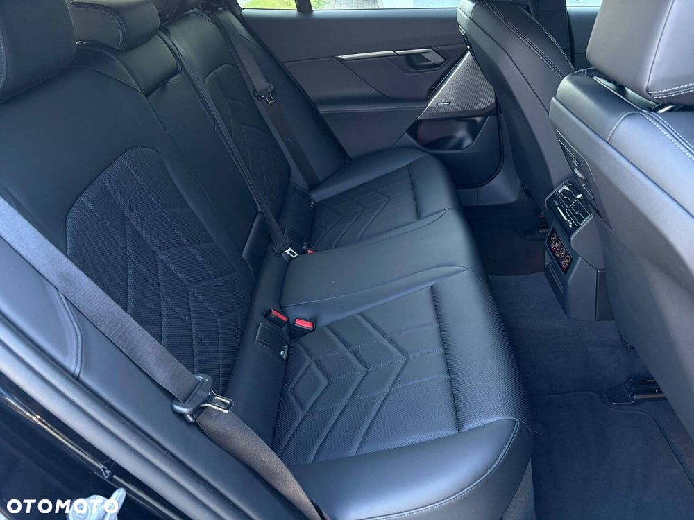 BMW Seria 5 520d xDrive mHEV M Sport - 14