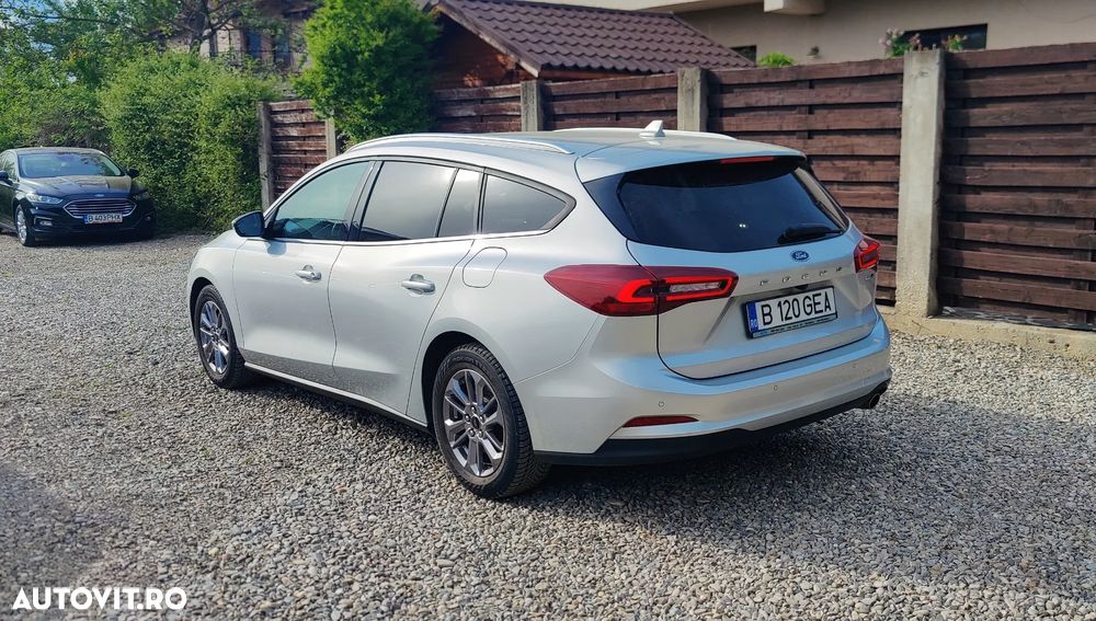 Ford Focus 1.0 EcoBoost MHEV Titanium X - 4
