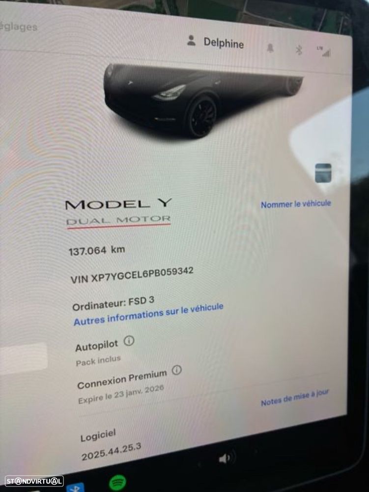 Tesla Model Y Performance Dual Motor AWD - 15