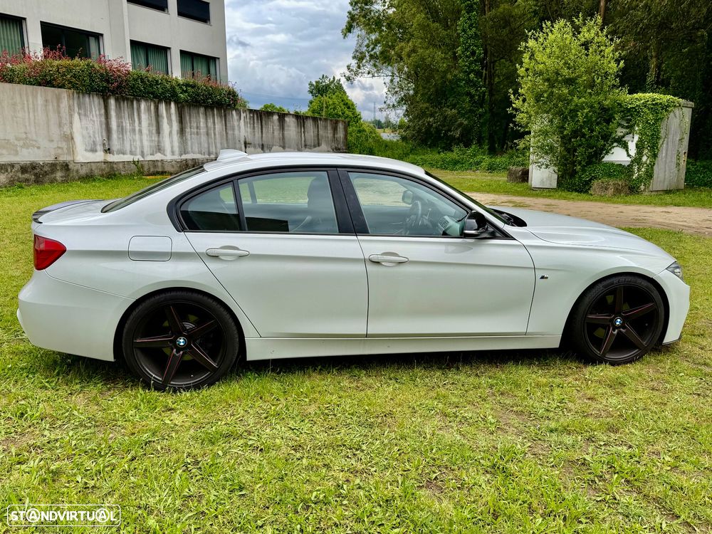 BMW 320 d Auto Pack M - 26