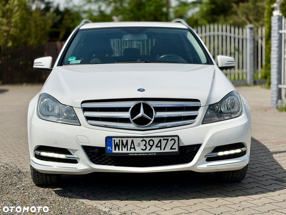 Mercedes-Benz Klasa C 200 CGI BlueEFFICIENCY - 4