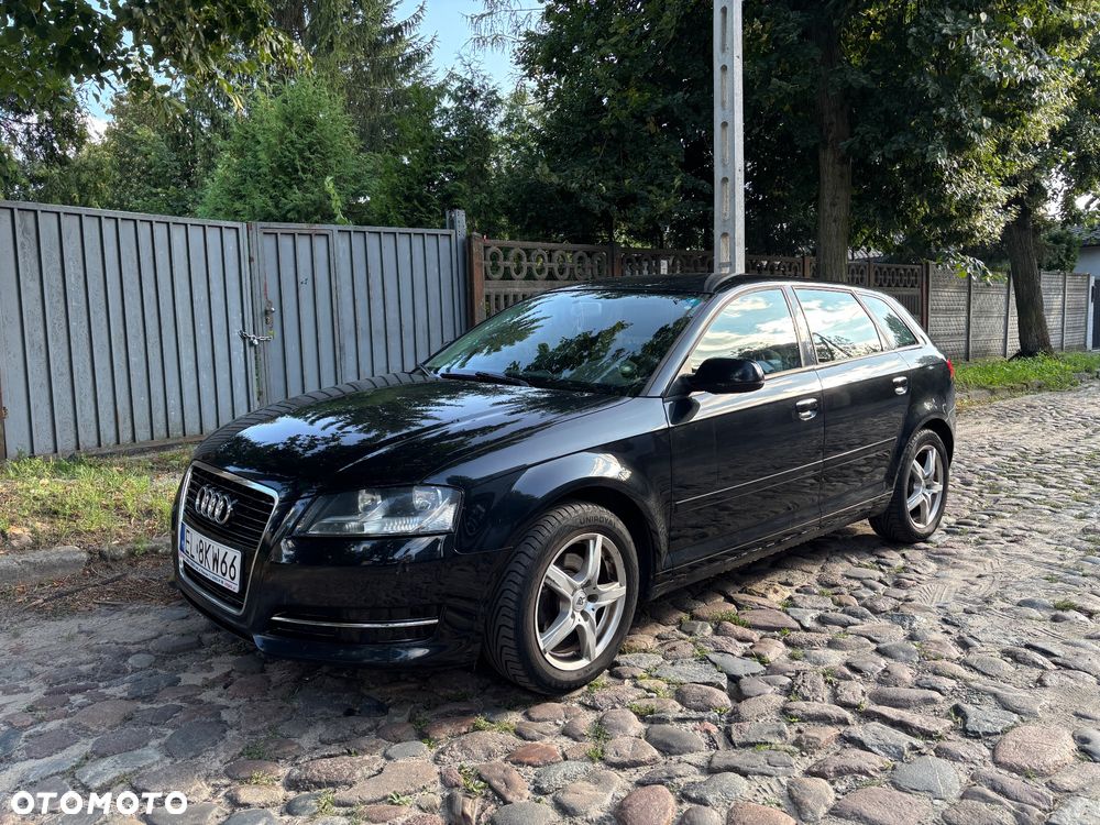 Audi A3 Sportback 1.2 TFSI Attraction - 2