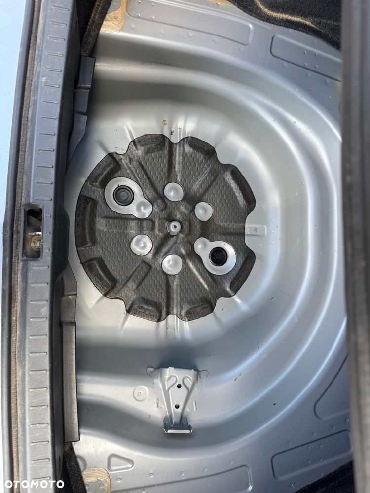 Toyota Corolla 1.4 VVT-i Base - 14