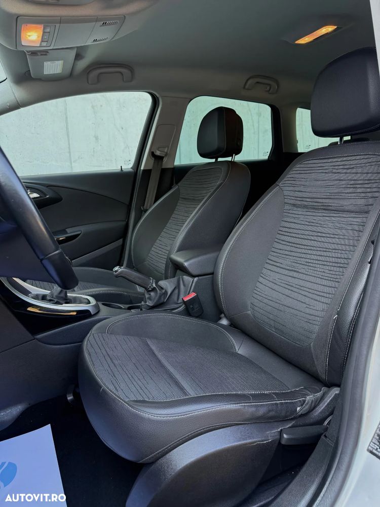 Opel Astra 1.6 CDTI DPF ecoFLEX Sports TourerStart/Stop Selection - 17