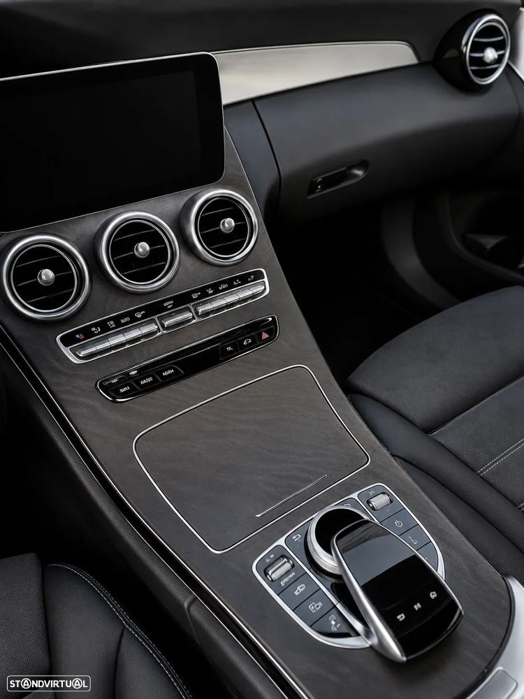 Mercedes-Benz C 300 de T 9G-TRONIC AMG Line - 25