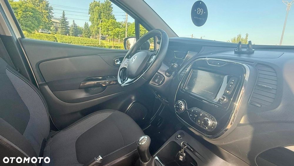 Renault Captur - 19
