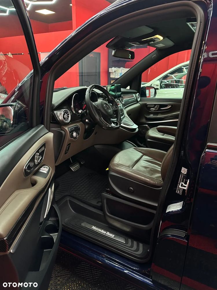 Mercedes-Benz Klasa V 300 d 4-Matic Avantgarde 9G-Tronic (d³ugi) - 21