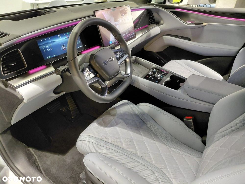 BYD Sealion 7 - 7
