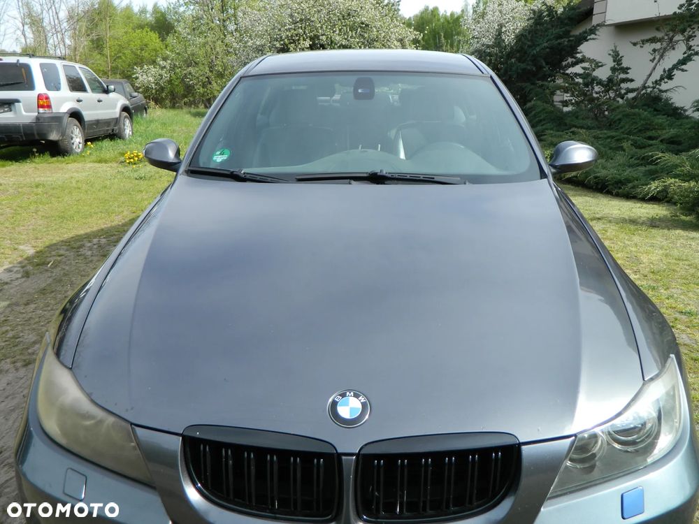 BMW E90 A22/7 SPARKLING GRAPHITE NA CZĘŚCI