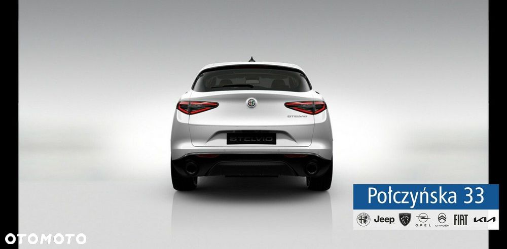 Alfa Romeo Stelvio - 4