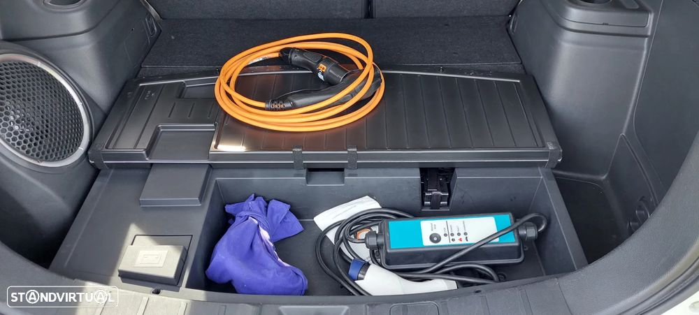 Mitsubishi Outlander 2.0 PHEV Instyle Navi - 14