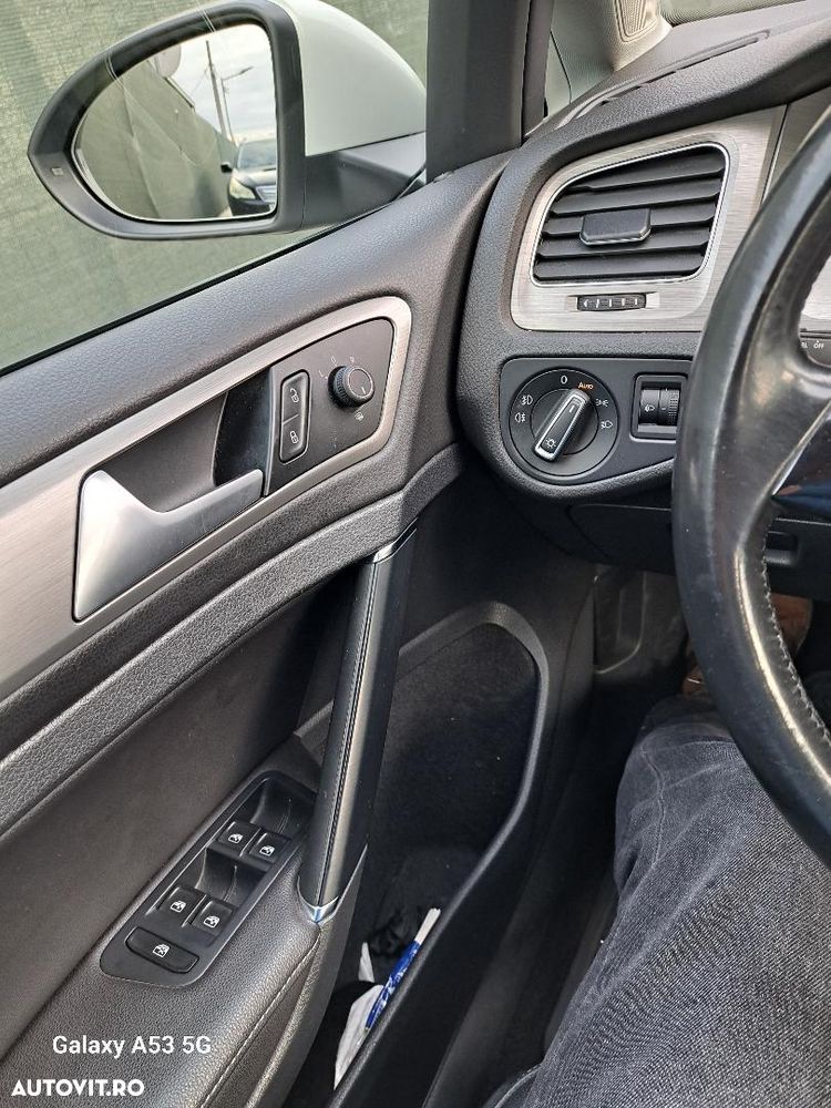 Volkswagen Golf Variant 1.6 TDI (BlueMotion Technology) DSG Trendline - 9