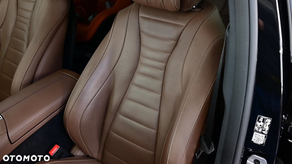 Mercedes-Benz Klasa E 220 d 4-Matic All-Terrain - 22