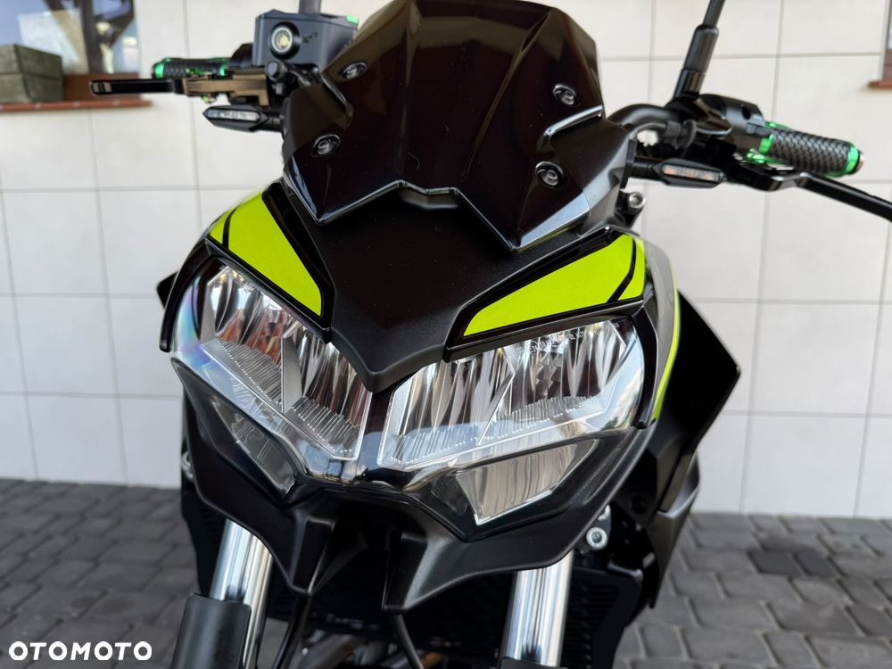 Kawasaki Z - 6