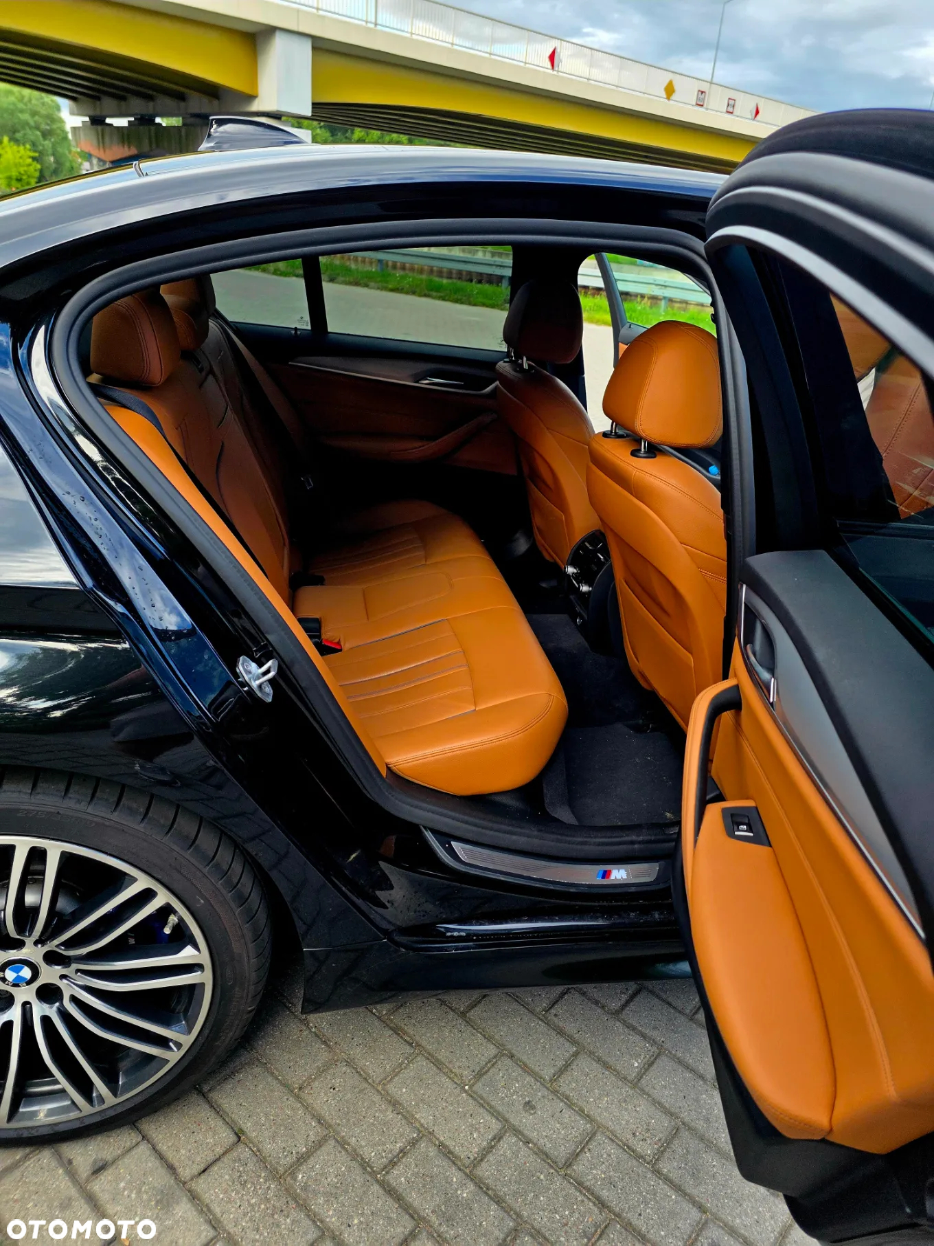 BMW Seria 5 530d xDrive M Sport sport - 12