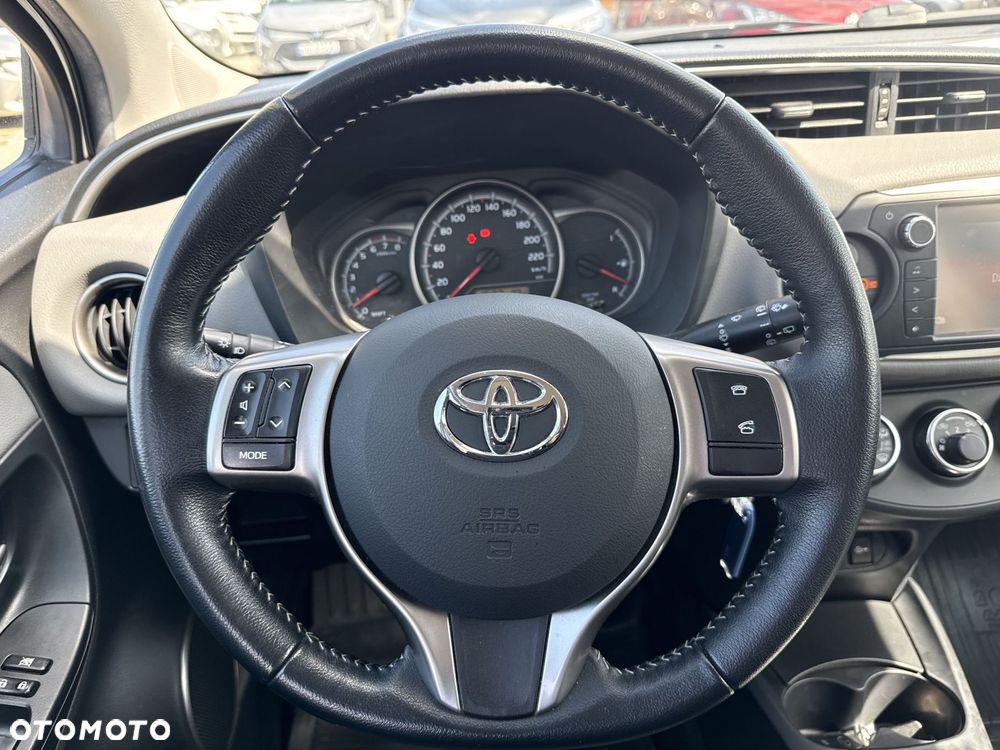 Toyota Yaris - 21