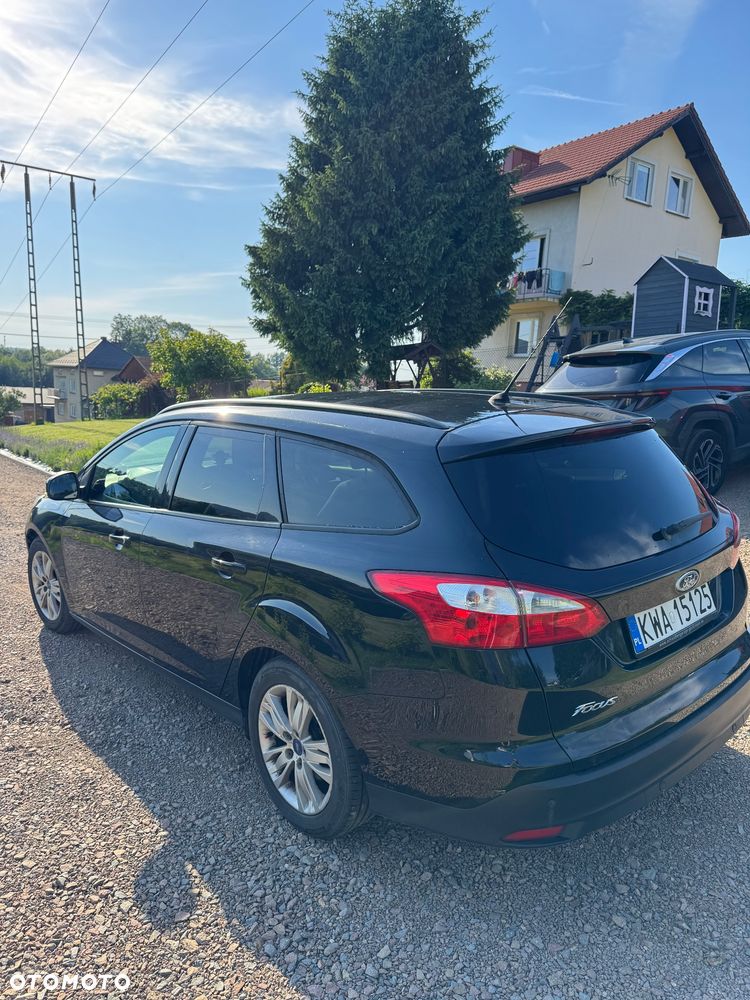 Ford Focus 1.6 Ambiente - 10