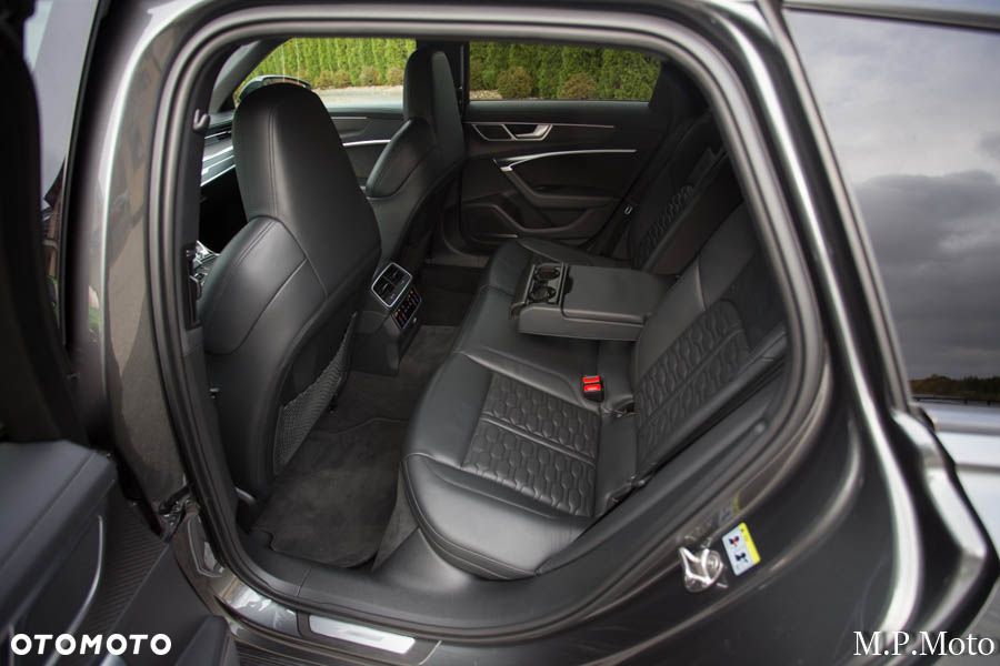 Audi RS6 Avant 4.0 TFSI quattro tiptronic - 23