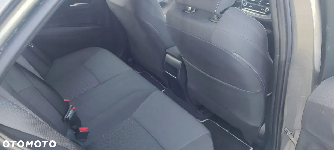 Toyota Corolla 1.8 Hybrid Comfort - 14