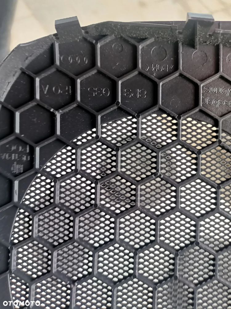 NAGŁOŚNIENIE BOSE -4X GŁOŚNIK ,WZMACNIACZ ,KRATKI -AUDI A3/8P - 9