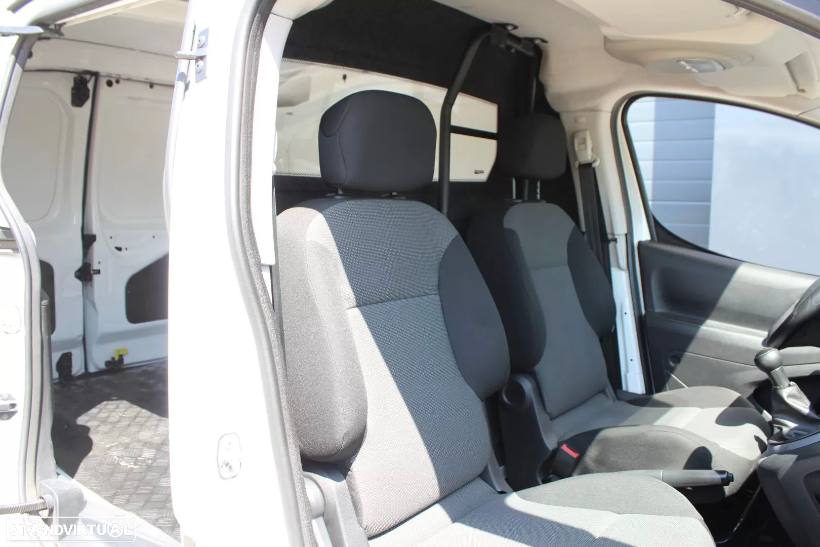 Peugeot partner 1.6 blue-hdi confort l1 - 13