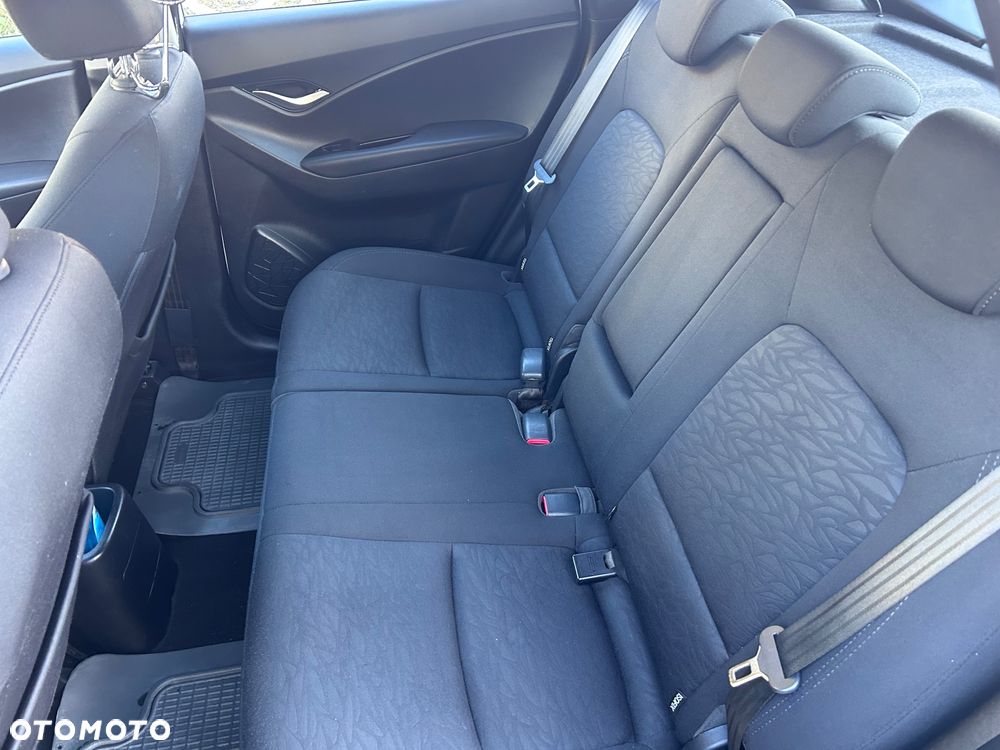 Hyundai ix20 1.4 Comfort - 12