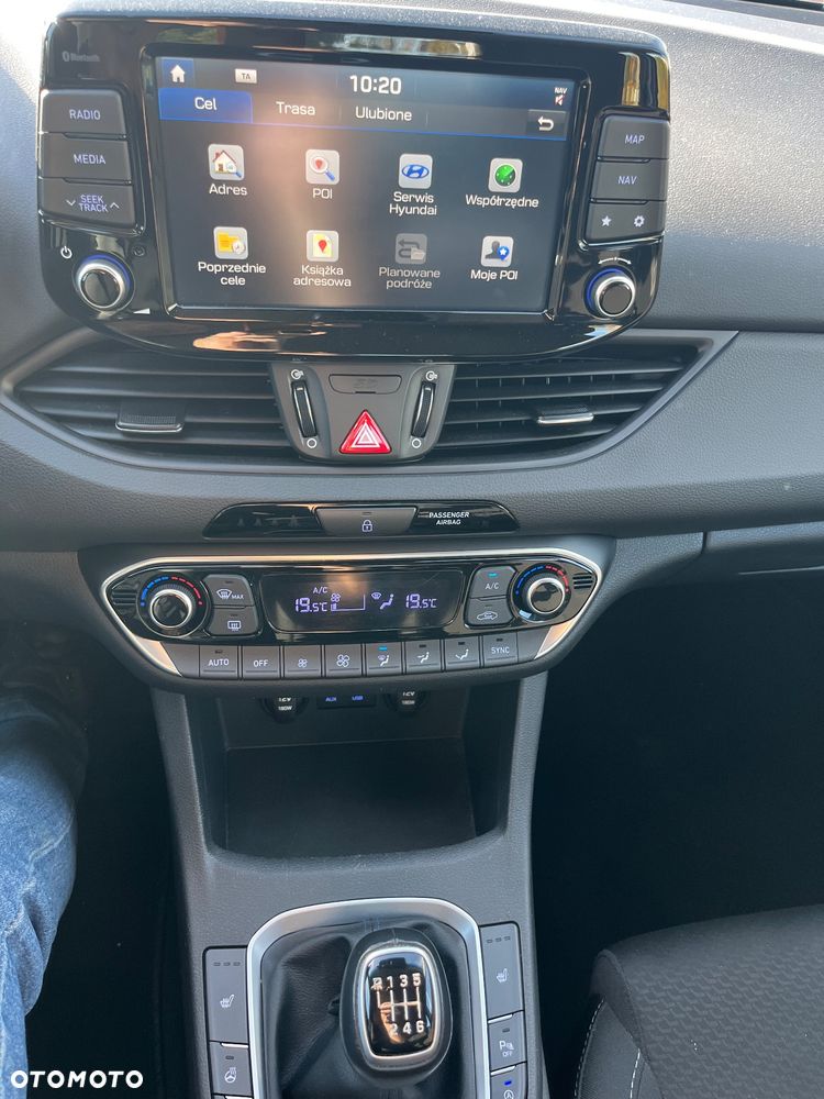 Hyundai i30 1.4 T-GDI Intro Edition - 27