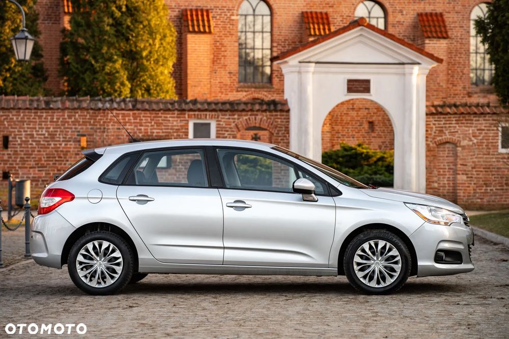 Citroën C4 1.6 VTi Attraction - 8