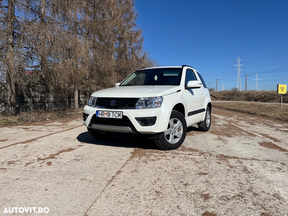 Suzuki Grand Vitara 2.4 Club - 1