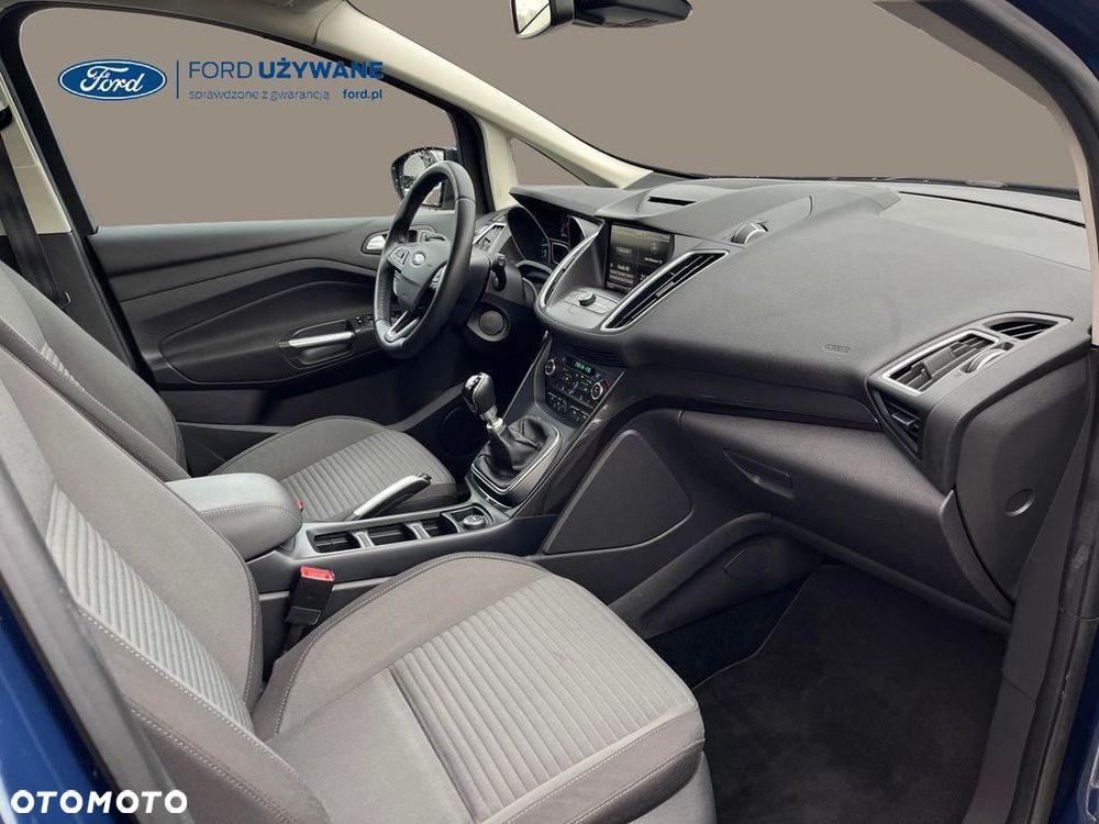 Ford Grand C-MAX - 11