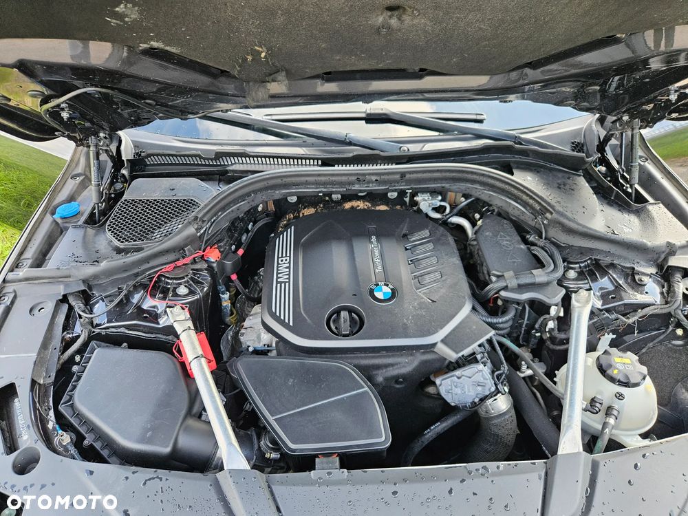 BMW 6GT - 22