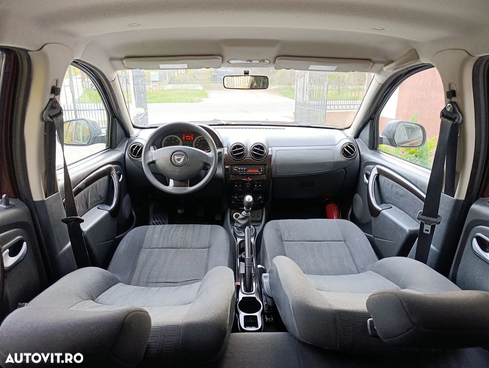 Dacia Duster dCi 110 FAP 4x4 Prestige - 6