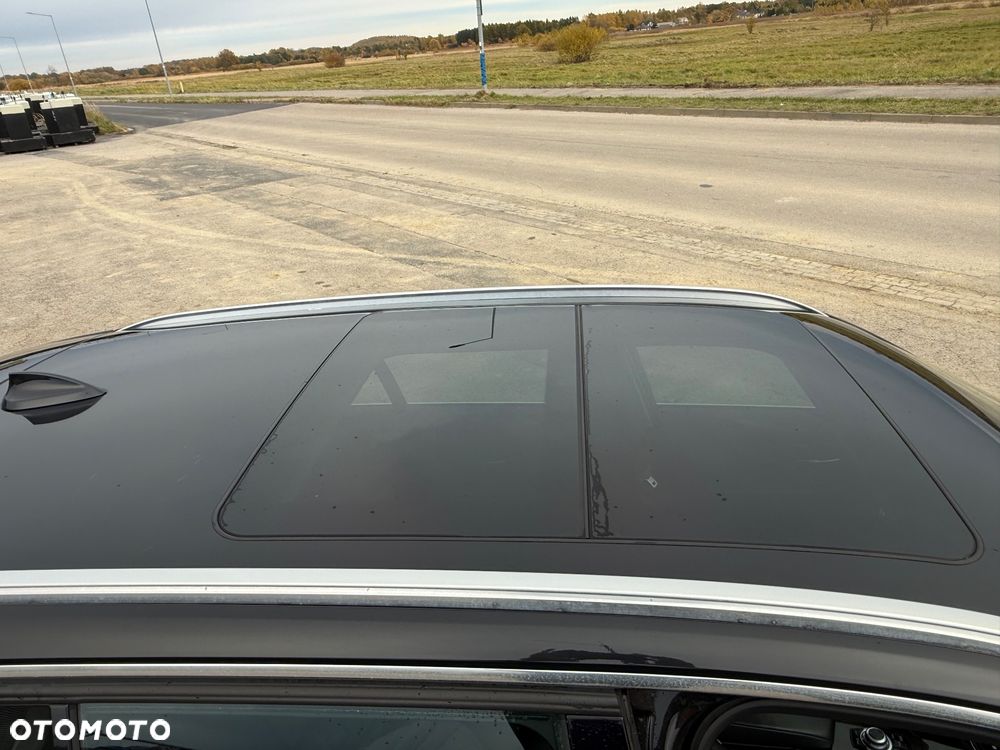BMW Seria 3 318d Luxury Line - 10
