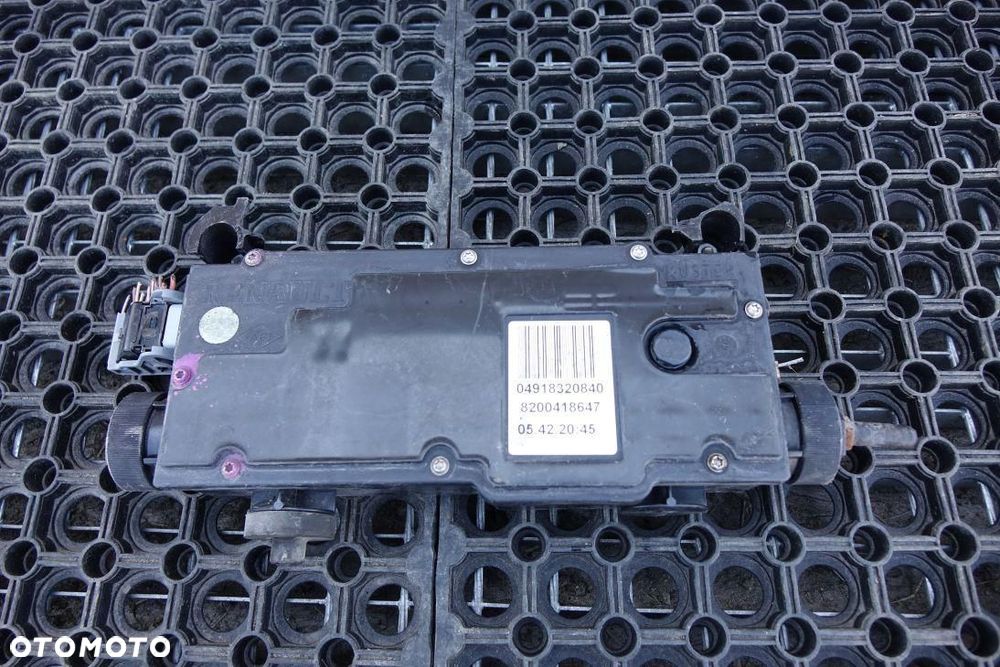 HAMULEC RĘCZNY ELEKTRYCZNY RENAULT SCENIC II 2 2004 8200418647 - 2