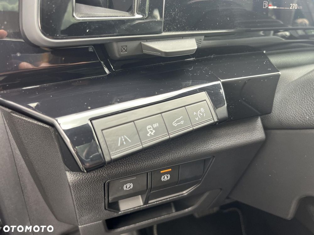 Renault Espace 1.2 E-Tech Full Hybrid 200 Iconic MMT 5os - 27